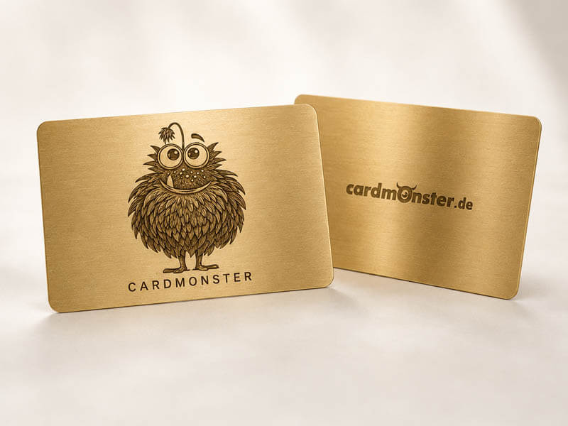 Goldene Metallkarten mit Logo und Lasergravur